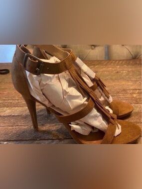 Brand New Women's Tan Suede Fringe High Heel Sandals (Size 9)